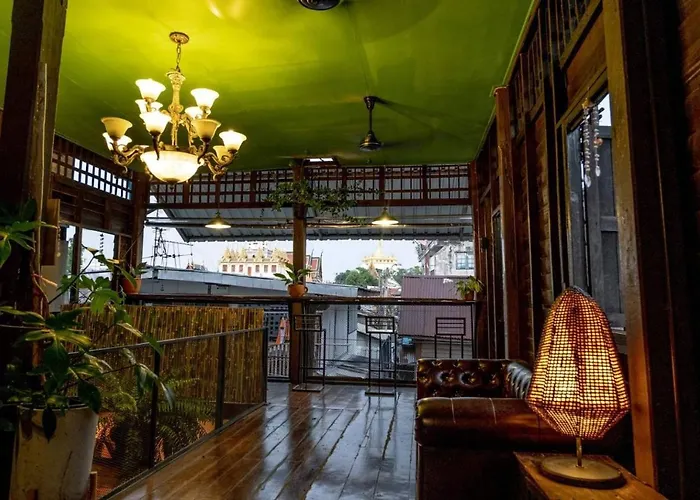 Hostal Non House *